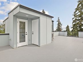 902 N 86th Street, Seattle WA 98103