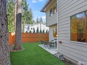 121 171st Place SW B, Bothell WA 98012