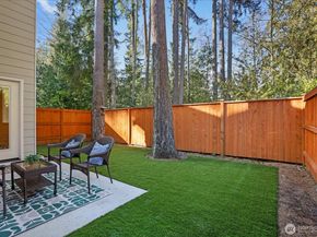 121 171st Place SW B, Bothell WA 98012