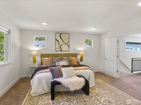 121 171st Place SW B, Bothell WA 98012