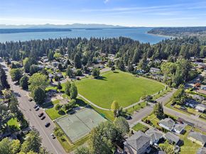1410 SW 149th Street, Burien WA 98166