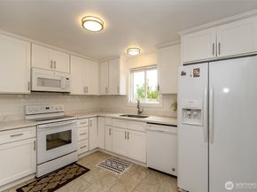 8802 8th Avenue W, Everett WA 98204