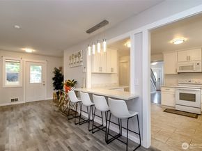 8802 8th Avenue W, Everett WA 98204
