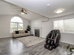 8802 8th Avenue W, Everett WA 98204