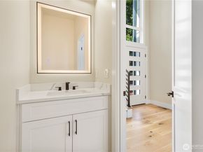 12642 NE 80th Street, Kirkland WA 98033