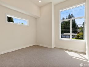 12642 NE 80th Street, Kirkland WA 98033