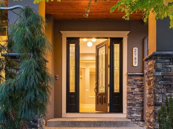 2989 NE Davis Loop, Issaquah WA 98029