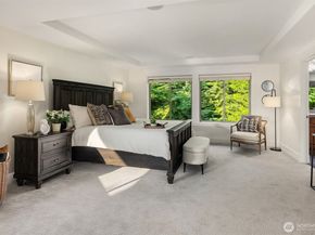 2989 NE Davis Loop, Issaquah WA 98029