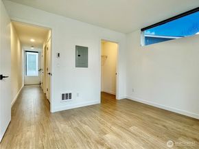 3307 Wetmore Avenue S A, Seattle WA 98144