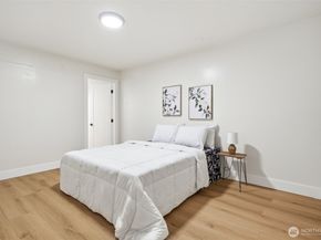 7801 NE 133rd Place, Kirkland WA 98034