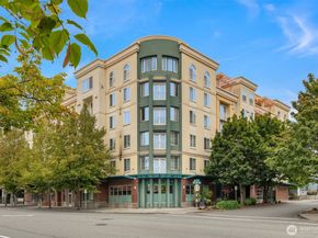 11004 NE 11th Street 404, Bellevue WA 98004
