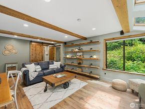 11202 204th Avenue NE, Redmond WA 98053