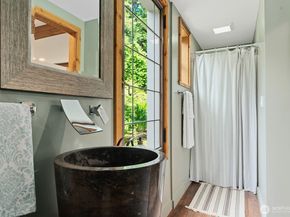 11202 204th Avenue NE, Redmond WA 98053