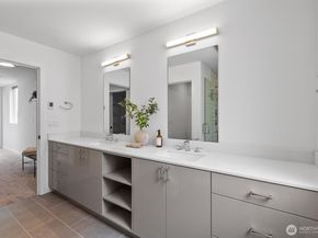 1755 17th Avenue S, Seattle WA 98144