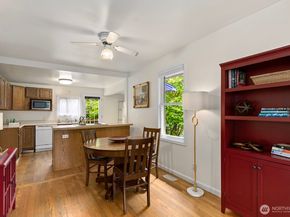 8844 18th Avenue SW, Seattle WA 98106