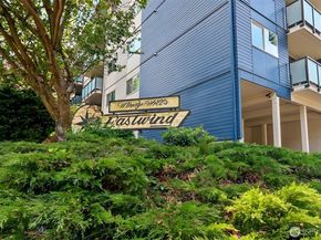 3711 26th Place W 306, Seattle WA 98199