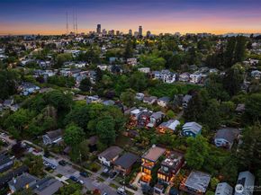 431 26th Avenue E, Seattle WA 98112