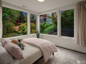 431 26th Avenue E, Seattle WA 98112