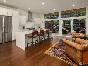 431 26th Avenue E, Seattle WA 98112