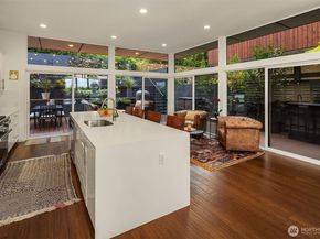 431 26th Avenue E, Seattle WA 98112