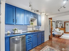 15749 Wallingford Avenue N, Shoreline WA 98133
