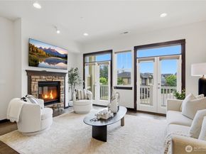 8400 169th Place NE 102, Redmond WA 98052