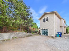 1108 S 207th Street, SeaTac WA 98198
