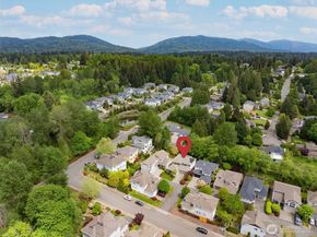 6008 NE 1st Circle, Renton WA 98059
