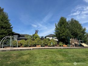 6008 NE 1st Circle, Renton WA 98059