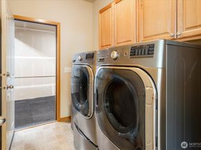 6008 NE 1st Circle, Renton WA 98059