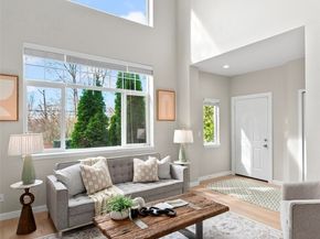 401 S 51st Court, Renton WA 98055