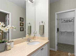 401 S 51st Court, Renton WA 98055