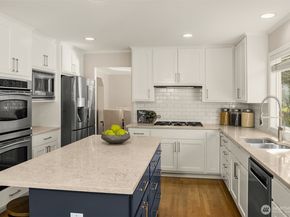 8537 NE 128th Street, Kirkland WA 98034