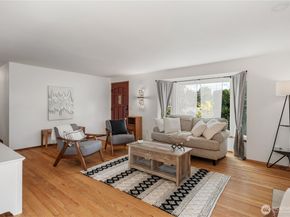 12011 SE 157th Place, Renton WA 98058