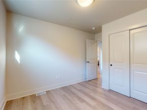 11760 42nd Avenue S, Tukwila WA 98168