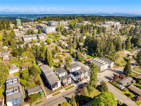 18000 C 10th Avenue NE, Shoreline WA 98155