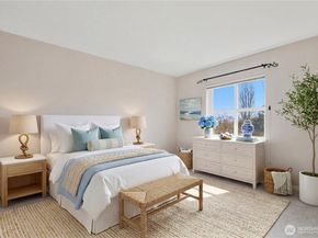 12345 Roosevelt Way NE 305, Seattle WA 98125