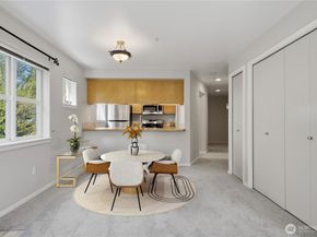 12345 Roosevelt Way NE 305, Seattle WA 98125