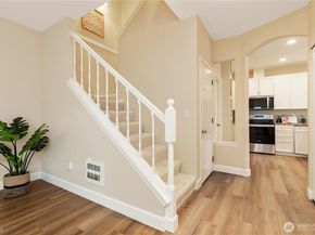 10909 Avondale Road NE P161, Redmond WA 98052
