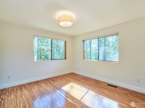 15028 245th Avenue SE, Issaquah WA 98027