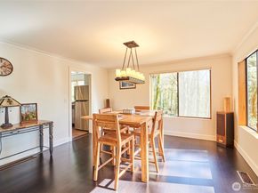 15028 245th Avenue SE, Issaquah WA 98027