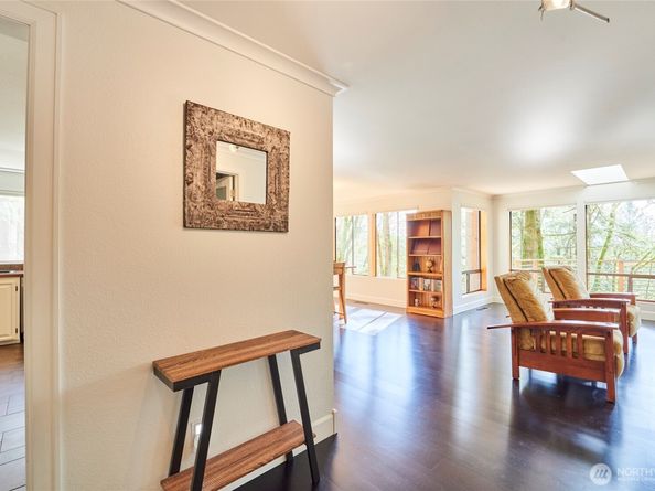 15028 245th Avenue SE, Issaquah WA 98027
