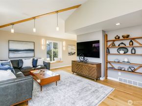 6001 60th Avenue NE, Seattle WA 98115