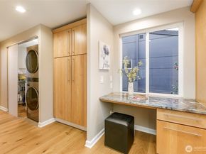 6001 60th Avenue NE, Seattle WA 98115