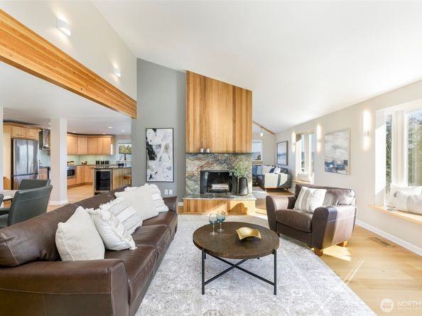 6001 60th Avenue NE, Seattle WA 98115