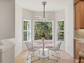 5107 218th Avenue NE, Redmond WA 98053