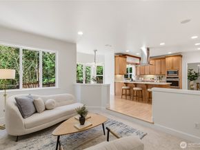 5107 218th Avenue NE, Redmond WA 98053