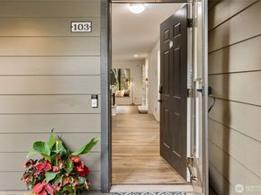 1819 N 107th Street 103, Seattle WA 98133