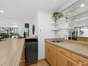 7237 NE 121st Place, Kirkland WA 98034