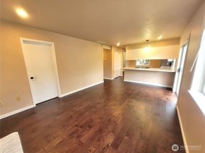 37434 18th Ave S, Federal Way WA 98003